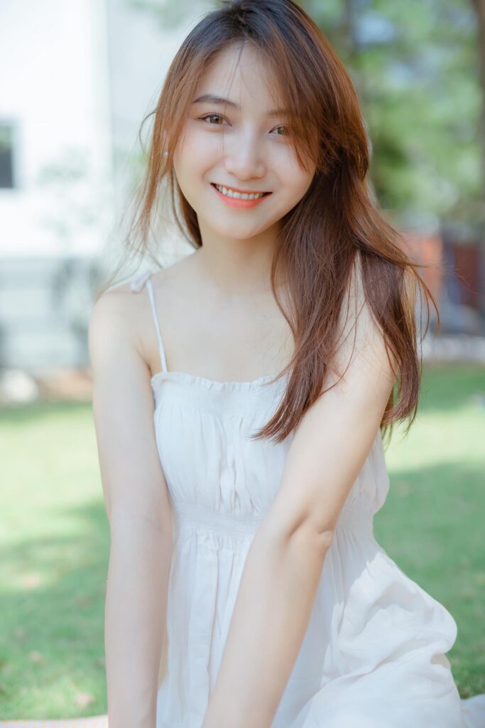Ảnh Cute Ff Con Gái Phong Cách Trẻ Trung Và Đầy Quyến Rũ Trong Mọi Thời Điểm